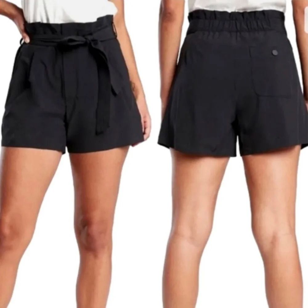 Athleta Skyline Shorts Black Size 18 Tie Belt High Rise Lightweight